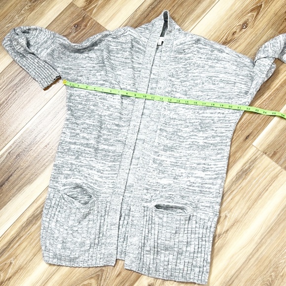 Aritzia Tallis Gray Cardigan Sweater - Picture 11 of 12